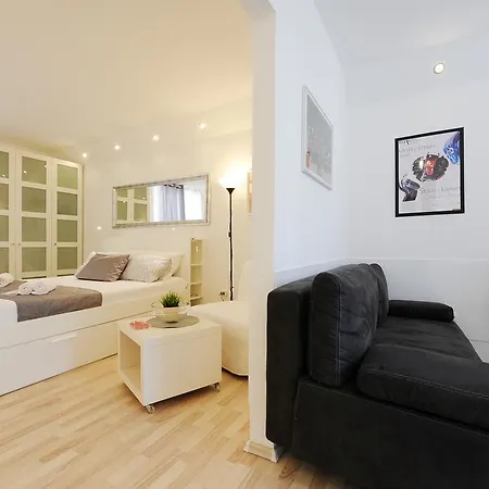 Studios Artessa Apartment Zadar