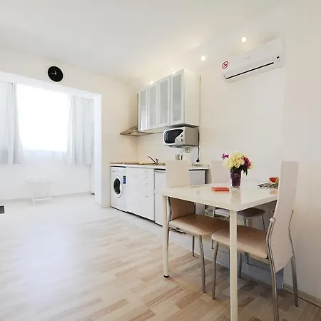 Studios Artessa Apartment Zadar