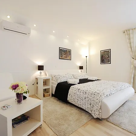 Apartment Studios Artessa Zadar