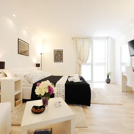 Apartment Studios Artessa